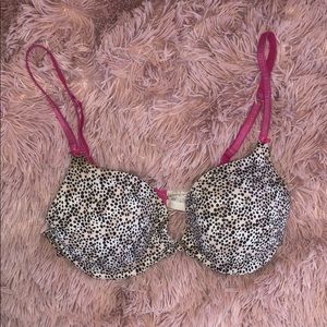 Victoria’s Secret push up bra - 34 C